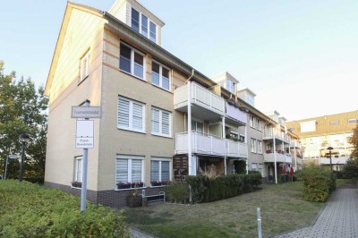 Wohntraum in ruhiger Lager am Feldrand: 5-Zimmer-Maisonette mit Balkon und Stellplatz