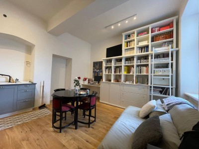 Helles, saniertes Altbau-Juwel am Familienplatz - Provisionfrei