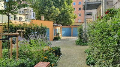 Top saniert: 3-Zimmer Dachgeschosswohnung mit Balkon und Wohnküche