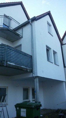 tolle Maisonette-Wohnung wie ein 
Reihenendhaus !
modern, offene Bauweise, 
2 x WC , Bad mit Wanne,