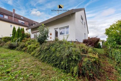 Großzügiges Einfamilienhaus mit Garten, Einliegerwohnung, Garage & barrierefreiem Zugang zum EG