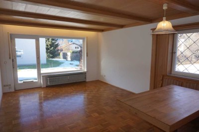 Lage, Lage, Lage!! Gemütliche 2 Zimmer Erdgeschosswohnung in ruhiger und sonniger Lage von O`gau