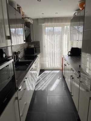 Attraktive ETW im OG, mit Top-Ausstattung und Balkon!