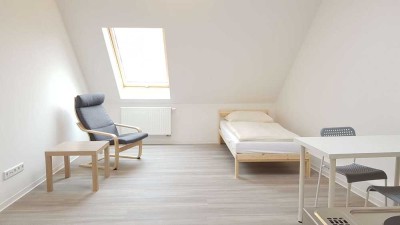 Helles Studio im Dachgeschoss in Innenstadt Fußgängerzone