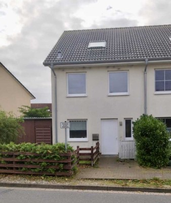 Großes Reihenendhaus in familienfreundlicher Lage