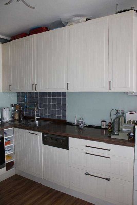 Stilvolle, vollständig renovierte 1,5-Zimmer-Wohnung mit Balkon und EBK in Essen