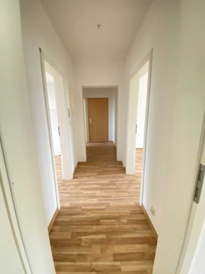 Bald verfügbar! Tolle 4-Raum-Wohnung im Grünen von Grimmen