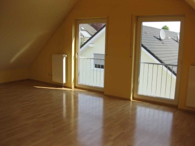 Gepflegte 3-Zimmer Maisonette-Wohnung mit Balkon in Bergneustadt