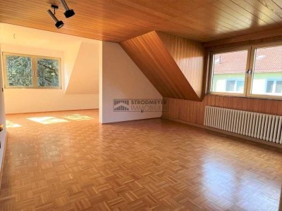 Helle 2,5 - Zimmer Wohnung mit Terrasse für ruhigen 1 - 2 Personenhaushalt!