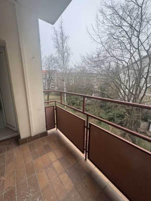 4-Zimmer-Wohnung mit Balkon!