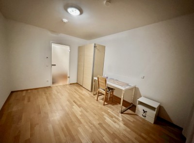 Schöne helle 3Zimmer Wohnung in Röthelheimpark