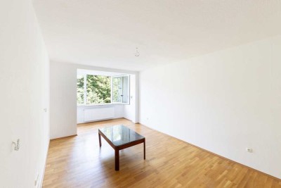 * Hell &  ruhig * 2 - Zimmer + Wohnküche * Grünblick *