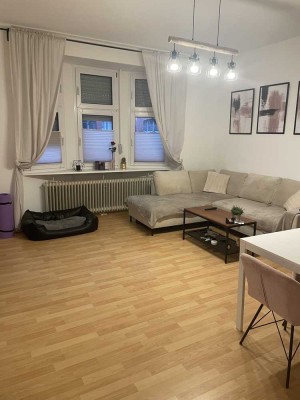 Suche Nachmieter ab 01.05.25 für schöne & sanierte Altbauwohnung