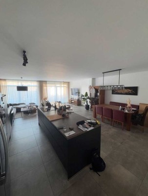 Geräumige 4-Zimmer EG Wohnung mit Terrassen und Garten in Ergste/Schwerte