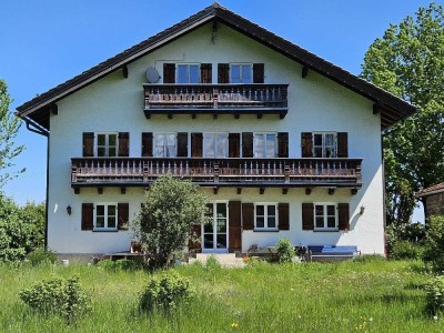 4-Raum-EG-Wohnung mit Terrasse, Garten und EBK in Bad Tölz