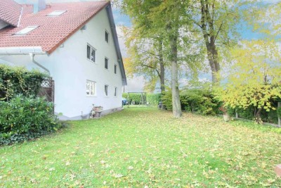 4-Zimmer-Erdgeschosswohnung mit Traumgarten und 2 Parkplätzen!