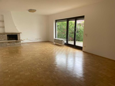 Großzügiger Bungalow mit Garten in ruhiger und gepflegter Wohnlage