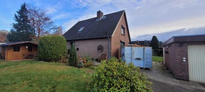 Einfamilienhaus mit Garage in Groß Grönau (Zeitmietvertrag bis 30.06.2028)