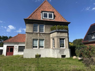 Großes schönes Mehrfamilienhaus mit 3 Wohneinheiten viel Platz & Gewerbeanbau