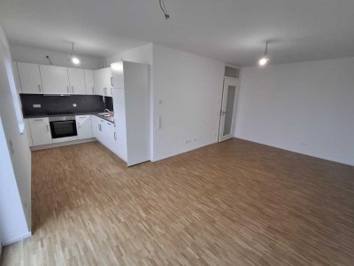 Erstbezug! 2-Zimmer-Neubauwohnung Balkon im 3.OG / Tiefgaragenstellplatz in Hannover / Kronsrode