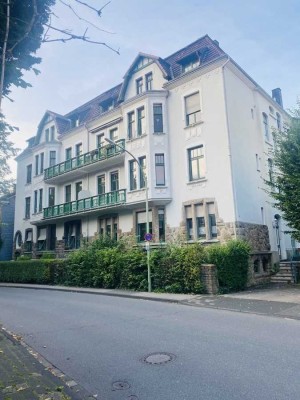 sanierte 108 m² Altbauwohnung in traumhaftem Jugendstilhaus!