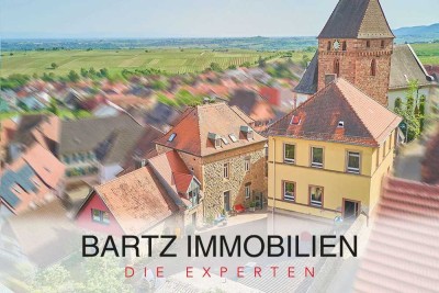 Einzigartige Gelegenheit: Wohnhaus & historische Schule in der Südpfalz
