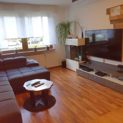 Essen-Schönebeck: Moderne 3-Zimmer-Erdgeschosswohnung mit gehobener Innenausstattung mit Balkon