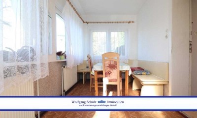 Bezugsfreies Einfamilienhaus mit viel Potenzial im ruhigen Mahlow-Waldblick!