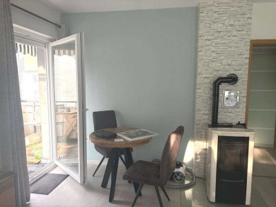 Modernisiert 2 ZKB mit Balkon und vielen Extras