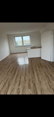 Helle 3,5 Zimmer Wohnung mit tollem Ausblick!