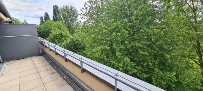 Modernisierte 2-Zimmer-Dachgeschosswohnung im Betreuten Wohnen