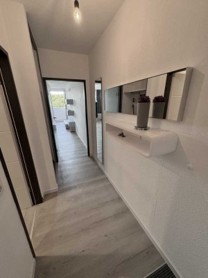 *Erstbezug nach Renovierung* Stilvolle 1-Zimmer-Wohnung mit Balkon - Gerbrunn - Uni Würzburg/Campus
