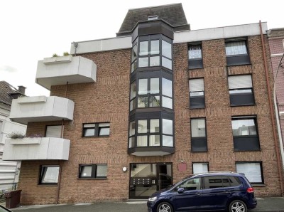 Provisionsfrei - Komplett renovierte Single-Wohnung mit Balkon