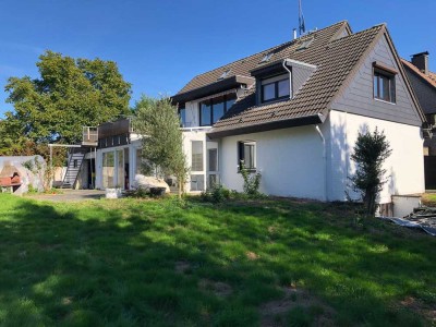 Zweifamilienhaus in Kervenheim zu verkaufen, mit unverbaubaren Blick //