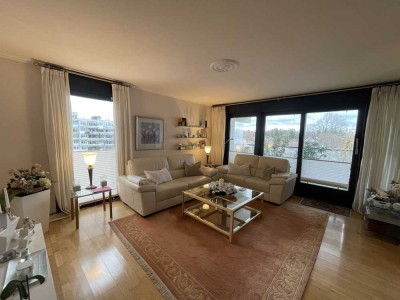 Kapitalanlage Putzbrunn: Charmante 3,5-Zimmer-Wohnung mit Loggia und Stil