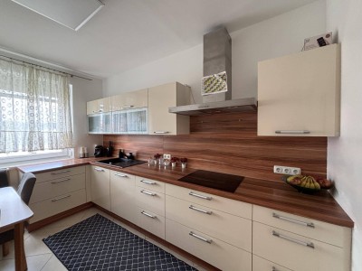 Familienhit: 4 Zimmer Wohnung-saniert-modern-sehr gepflegt