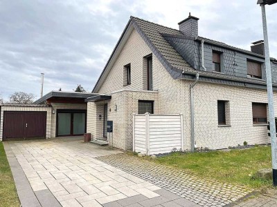 R E S E R V I E R T !      DHH mit 784 m² Grd. in einer kleinen Seitenstraße