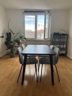 Helle 2-Zimmer Wohnung in Düsseldorfer Altstadt