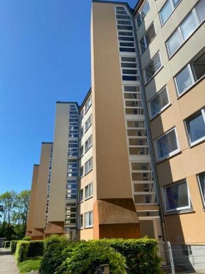 Wohnung mit drei Schlafzimmern und Balkon!