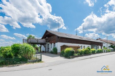 Besonderes Einfamilienhaus mit Ferienapartments, Wintergarten, Sauna & Loggia und Blick auf Kelheim