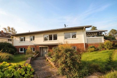 348 m² Wohnfläche – Einfamilienhaus mit Einliegerwohnung, Sauna und Wintergarten