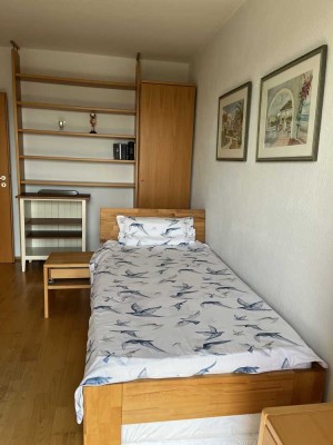 Möbliertes Zimmer in ruhiger Nachbarschaft mit schönem Garten // Nähe zu Edeka, Aldi, HRW