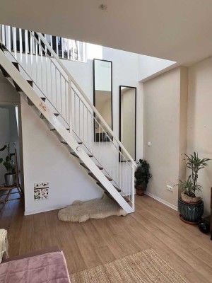 Schöne und helle 2 ZKB Wohnung mit Balkon ab 01.09.25