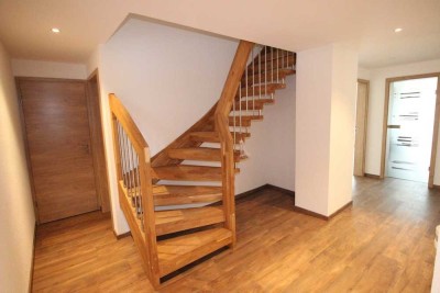 Traumhaft wohnen mit Pfiff – Exklusive 5,5 Zimmer-Maisonette-Wohnung mit Haus-im-Haus-Charakter in B