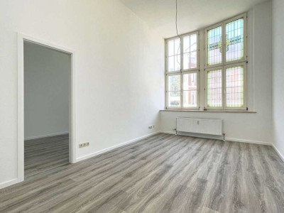 Stilvoll modernisierte 2-Raum-Wohnung mit Aufzug