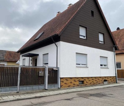 Ein Wohnhaus in Dettenheim/Rußheim  mit viel Potenzial (Baugrundstück) zu verkaufen !!!