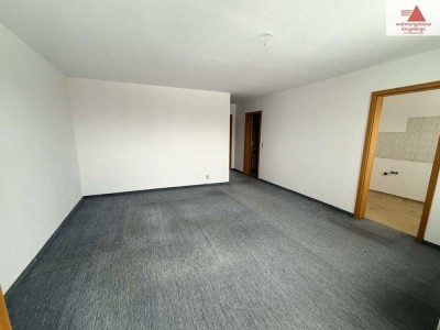 2-Raum-Balkonwohnung mit PKW-Stellplatz - Herzog-Georg-Ring in Annaberg!!