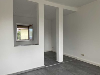 Renovierte 2-Zimmer-Wohnung mit Wärmepumpe & Stellplatz in Leipzig-Lützschena