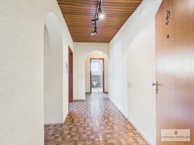 Gepflegte Etagenwohnung in ruhiger Sackgasse mit Garage und Balkon in Saarbrücken Bübingen