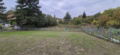 Erstbezug: Elegante 4-Zimmer Terrassenwohnung, Parkett, Küche, 200 m² Garten, 3 Stellplätze